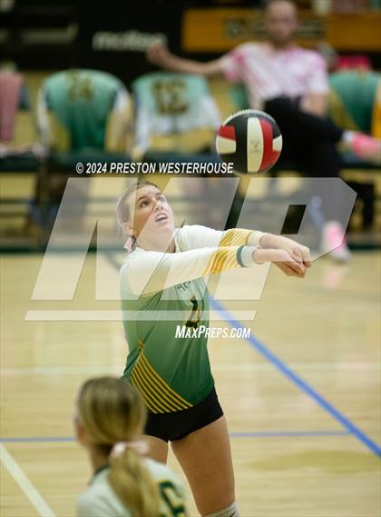 Thumbnail 3 in FR: Camarillo @ Moorpark photogallery.