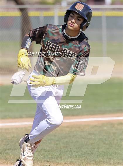 Thumbnail 1 in Rio Rico vs Snowflake photogallery.