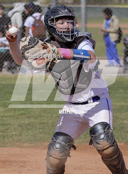 Thumbnail 3 in Rio Rico vs Snowflake photogallery.