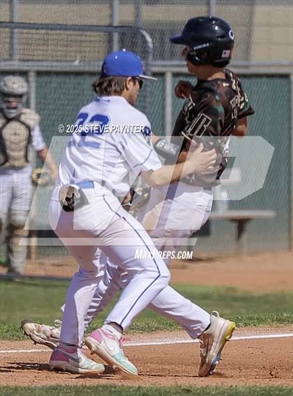 Thumbnail 3 in Rio Rico vs Snowflake photogallery.