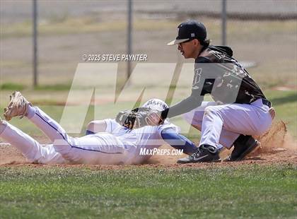 Thumbnail 2 in Rio Rico vs Snowflake photogallery.