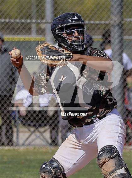 Thumbnail 3 in Rio Rico vs Snowflake photogallery.
