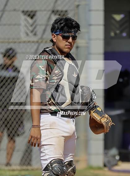 Thumbnail 1 in Rio Rico vs Snowflake photogallery.