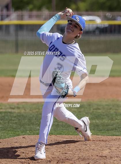 Thumbnail 3 in Rio Rico vs Snowflake photogallery.