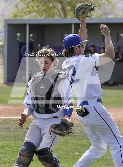 Thumbnail 1 in Rio Rico vs Snowflake photogallery.