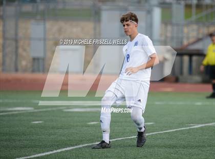 Thumbnail 2 in Chula Vista vs Grossmont (Grossmont Holiday Tournament) photogallery.