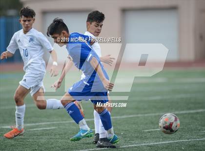 Thumbnail 2 in Chula Vista vs Grossmont (Grossmont Holiday Tournament) photogallery.