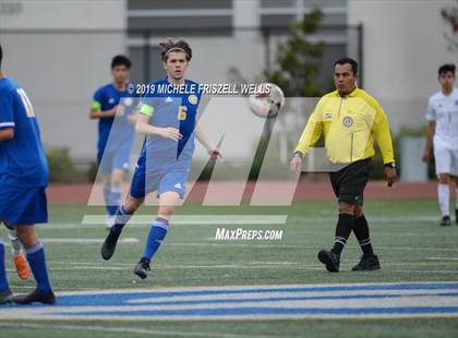 Thumbnail 1 in Chula Vista vs Grossmont (Grossmont Holiday Tournament) photogallery.