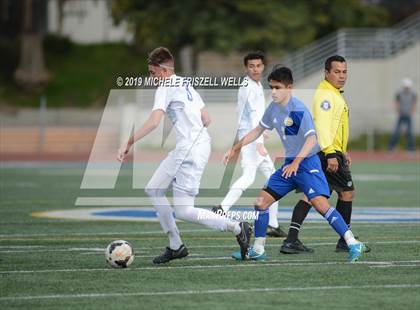 Thumbnail 1 in Chula Vista vs Grossmont (Grossmont Holiday Tournament) photogallery.