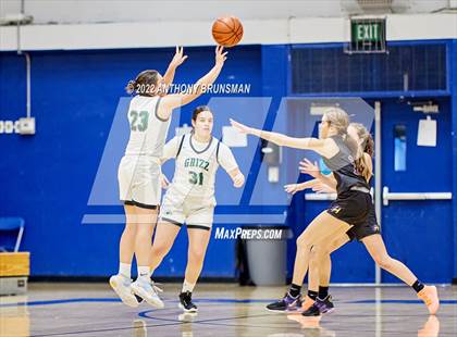 Thumbnail 2 in Bret Harte vs. Granite Bay (Jan Vitell Tournament) photogallery.