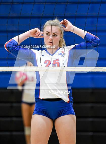 Thumbnail 3 in Moreno Valley vs McCall-Donnelly (NIKE Tournament of Champions) photogallery.