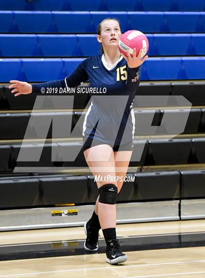 Thumbnail 3 in Moreno Valley vs McCall-Donnelly (NIKE Tournament of Champions) photogallery.
