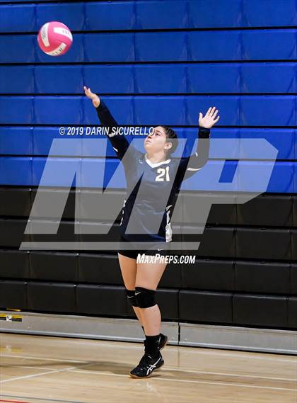 Thumbnail 1 in Moreno Valley vs McCall-Donnelly (NIKE Tournament of Champions) photogallery.