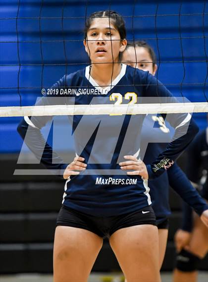 Thumbnail 2 in Moreno Valley vs McCall-Donnelly (NIKE Tournament of Champions) photogallery.