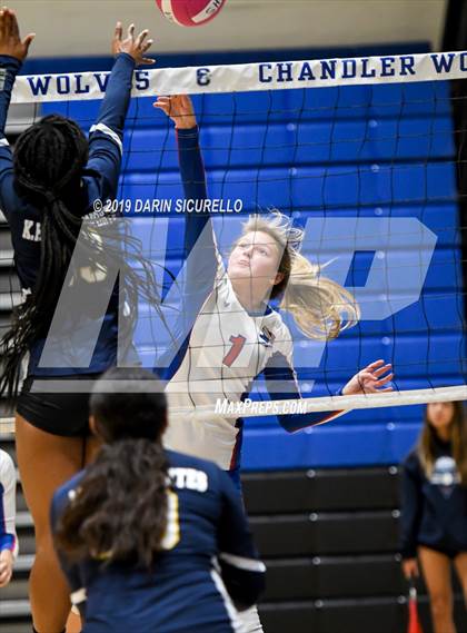 Thumbnail 2 in Moreno Valley vs McCall-Donnelly (NIKE Tournament of Champions) photogallery.
