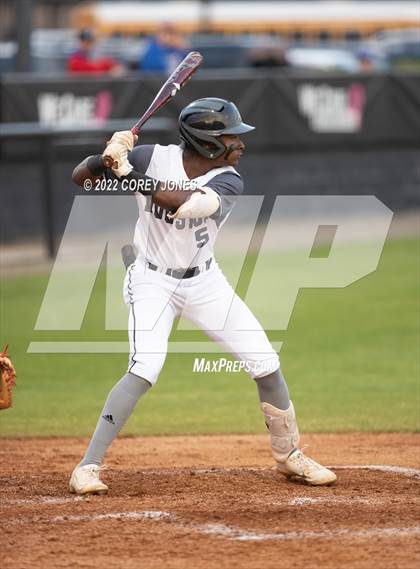 Thumbnail 3 in Veterans vs Houston County  photogallery.
