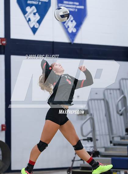 Thumbnail 3 in Commodore Perry @ Oil City photogallery.