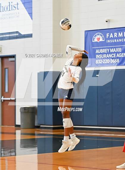 Thumbnail 2 in Cypress Ranch vs Klein Collins photogallery.
