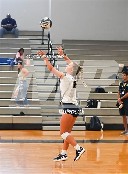 Thumbnail 2 in Cypress Ranch vs Klein Collins photogallery.