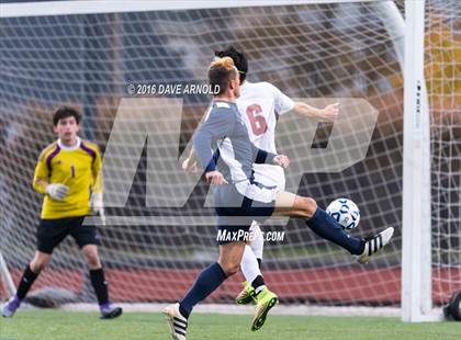 Thumbnail 1 in Lincoln-Sudbury vs. Lexington (MIAA Division 1 North Semifinal) photogallery.