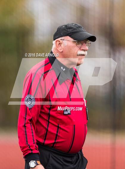 Thumbnail 3 in Lincoln-Sudbury vs. Lexington (MIAA Division 1 North Semifinal) photogallery.