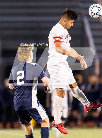 Thumbnail 2 in Lincoln-Sudbury vs. Lexington (MIAA Division 1 North Semifinal) photogallery.