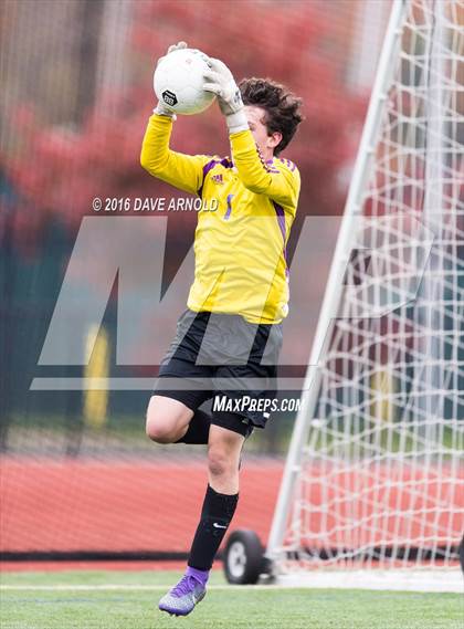 Thumbnail 1 in Lincoln-Sudbury vs. Lexington (MIAA Division 1 North Semifinal) photogallery.