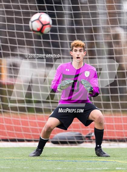 Thumbnail 2 in Lincoln-Sudbury vs. Lexington (MIAA Division 1 North Semifinal) photogallery.