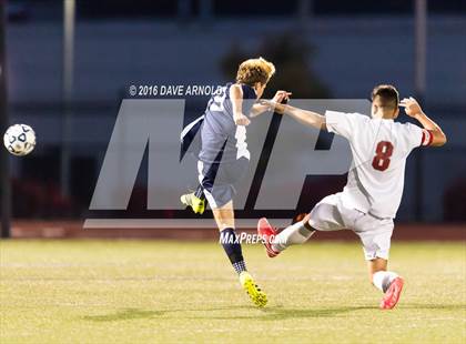 Thumbnail 3 in Lincoln-Sudbury vs. Lexington (MIAA Division 1 North Semifinal) photogallery.