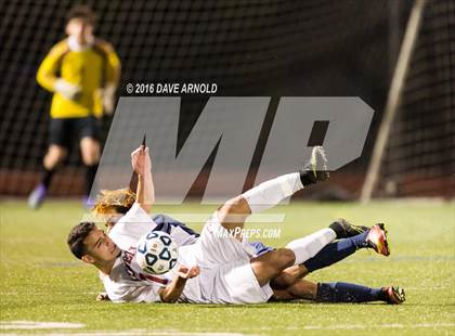 Thumbnail 2 in Lincoln-Sudbury vs. Lexington (MIAA Division 1 North Semifinal) photogallery.