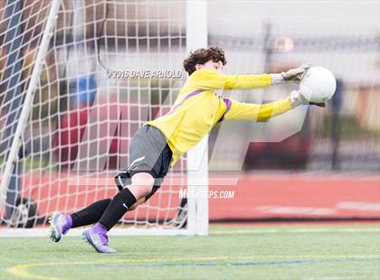 Thumbnail 3 in Lincoln-Sudbury vs. Lexington (MIAA Division 1 North Semifinal) photogallery.