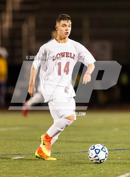 Thumbnail 1 in Lincoln-Sudbury vs. Lexington (MIAA Division 1 North Semifinal) photogallery.