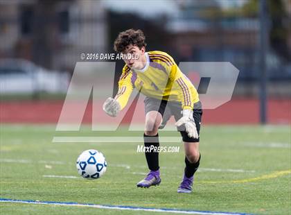 Thumbnail 1 in Lincoln-Sudbury vs. Lexington (MIAA Division 1 North Semifinal) photogallery.
