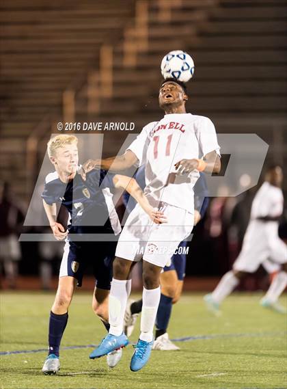 Thumbnail 3 in Lincoln-Sudbury vs. Lexington (MIAA Division 1 North Semifinal) photogallery.