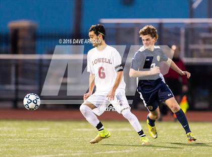 Thumbnail 2 in Lincoln-Sudbury vs. Lexington (MIAA Division 1 North Semifinal) photogallery.