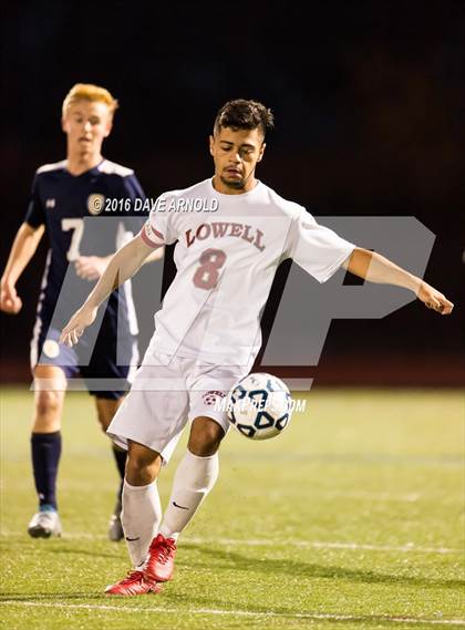 Thumbnail 3 in Lincoln-Sudbury vs. Lexington (MIAA Division 1 North Semifinal) photogallery.
