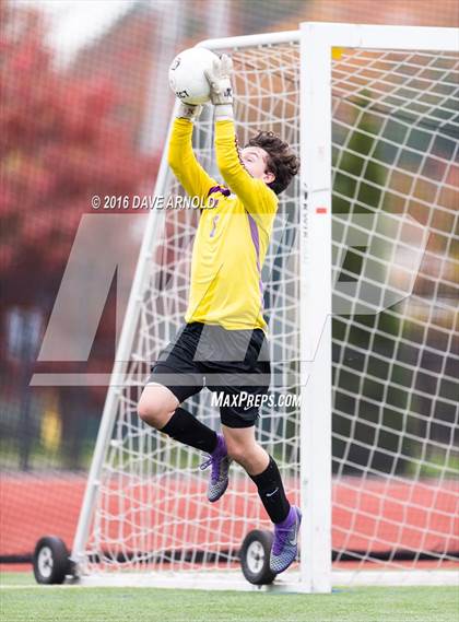 Thumbnail 3 in Lincoln-Sudbury vs. Lexington (MIAA Division 1 North Semifinal) photogallery.