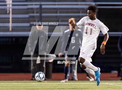 Thumbnail 2 in Lincoln-Sudbury vs. Lexington (MIAA Division 1 North Semifinal) photogallery.