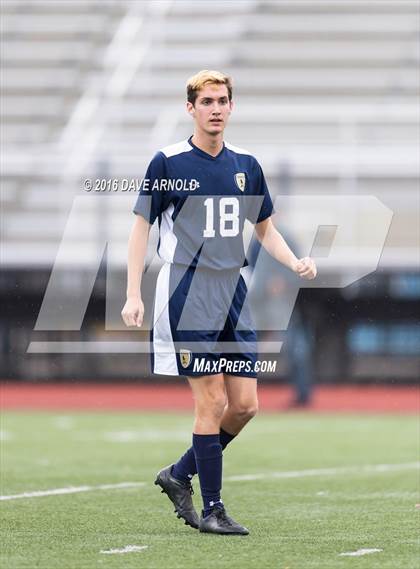 Thumbnail 3 in Lincoln-Sudbury vs. Lexington (MIAA Division 1 North Semifinal) photogallery.