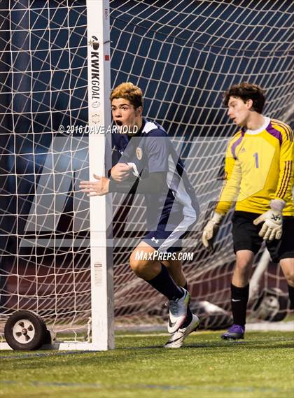 Thumbnail 3 in Lincoln-Sudbury vs. Lexington (MIAA Division 1 North Semifinal) photogallery.