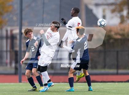 Thumbnail 2 in Lincoln-Sudbury vs. Lexington (MIAA Division 1 North Semifinal) photogallery.