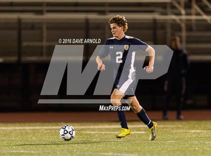 Thumbnail 3 in Lincoln-Sudbury vs. Lexington (MIAA Division 1 North Semifinal) photogallery.