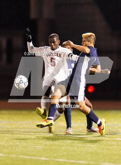 Thumbnail 3 in Lincoln-Sudbury vs. Lexington (MIAA Division 1 North Semifinal) photogallery.