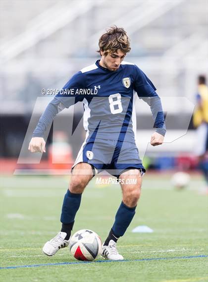 Thumbnail 1 in Lincoln-Sudbury vs. Lexington (MIAA Division 1 North Semifinal) photogallery.