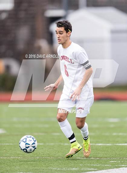 Thumbnail 2 in Lincoln-Sudbury vs. Lexington (MIAA Division 1 North Semifinal) photogallery.