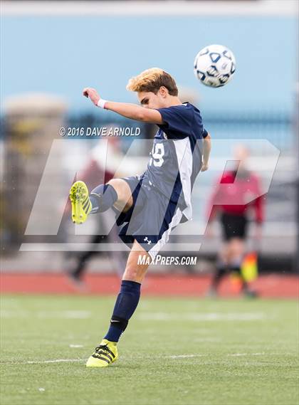 Thumbnail 1 in Lincoln-Sudbury vs. Lexington (MIAA Division 1 North Semifinal) photogallery.