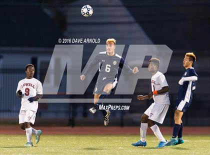 Thumbnail 2 in Lincoln-Sudbury vs. Lexington (MIAA Division 1 North Semifinal) photogallery.