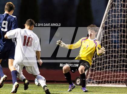 Thumbnail 2 in Lincoln-Sudbury vs. Lexington (MIAA Division 1 North Semifinal) photogallery.