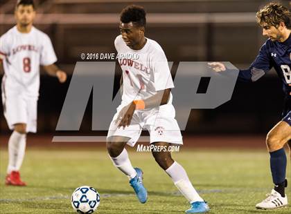 Thumbnail 2 in Lincoln-Sudbury vs. Lexington (MIAA Division 1 North Semifinal) photogallery.