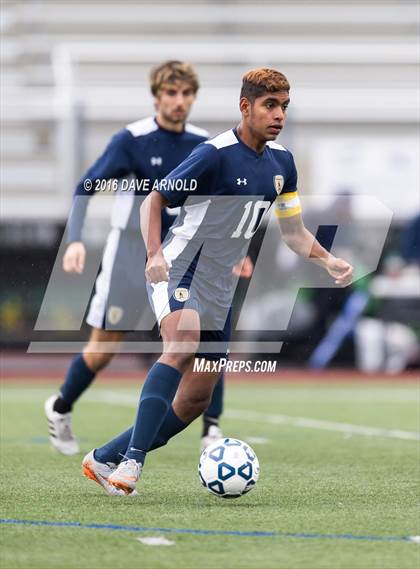 Thumbnail 1 in Lincoln-Sudbury vs. Lexington (MIAA Division 1 North Semifinal) photogallery.